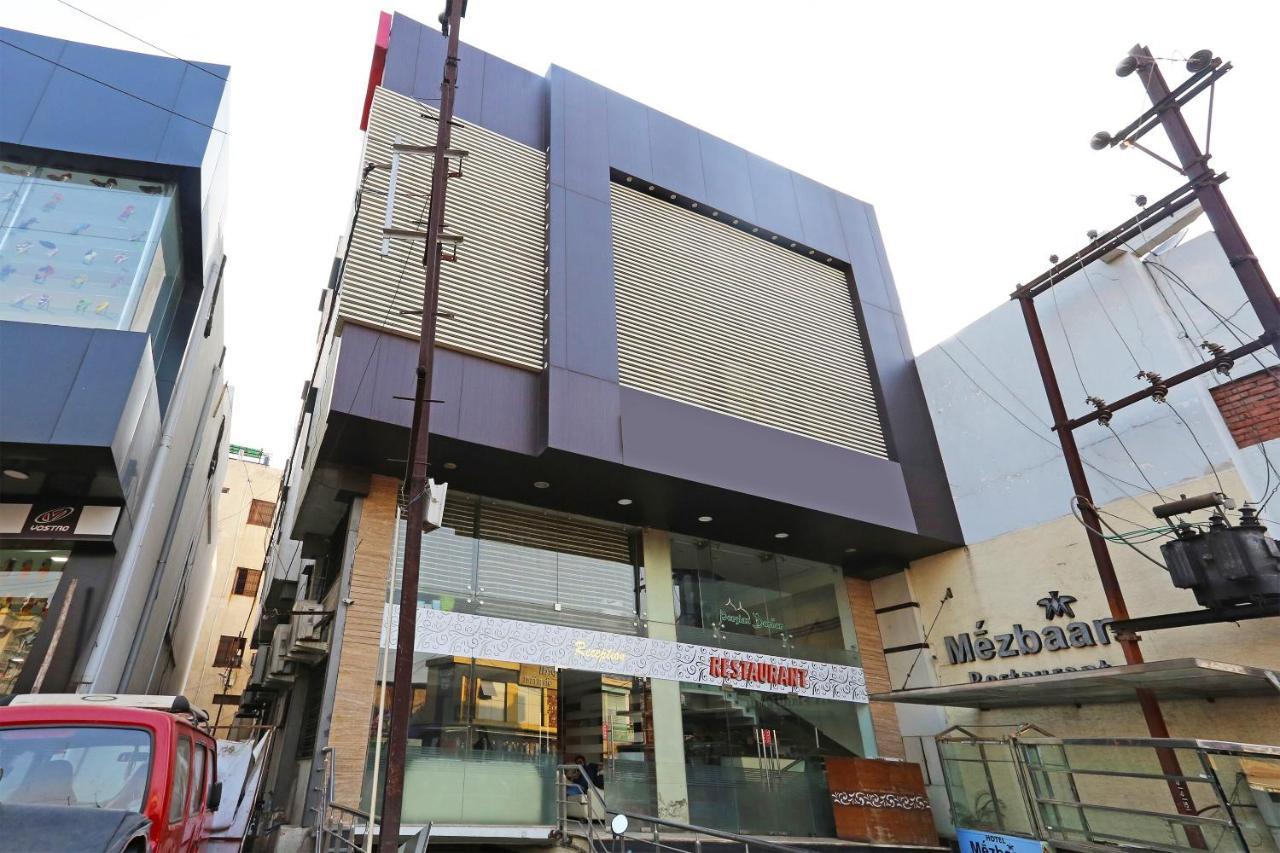 Oyo 6359 Hotel Mezbaan Regency Rāipur Exteriör bild