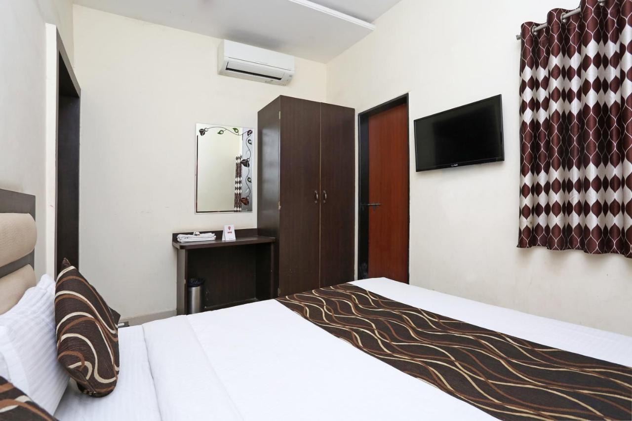 Oyo 6359 Hotel Mezbaan Regency Rāipur Exteriör bild