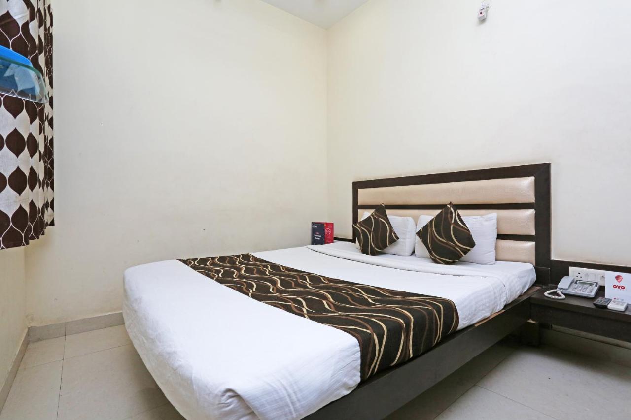 Oyo 6359 Hotel Mezbaan Regency Rāipur Exteriör bild